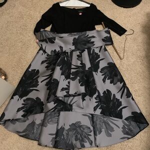 R&M Richards Black and Gray Floral Dress